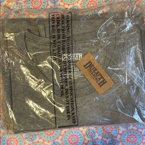 NWT Men’s Duluth Longtail Tshirt